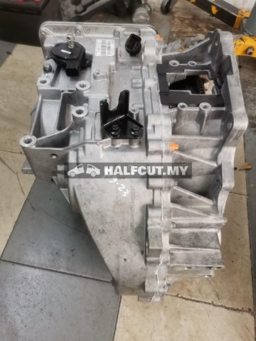 PROTON X70 6 SPEED GEARBOX GEAR BOX