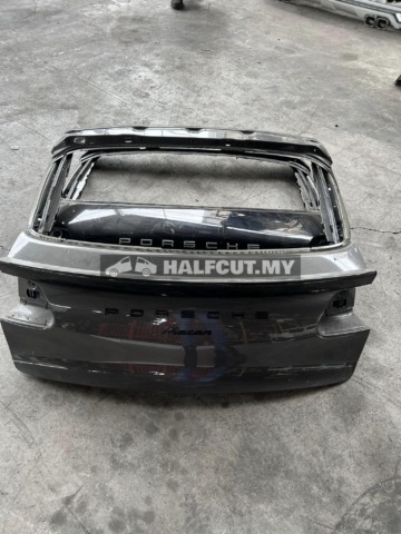 PORSCHE MACAN CAYENNE 958 TAIL GATE