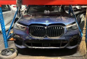 BMW X5 BLUE HALFCUT HALF CUT ENGINE GEARBOX