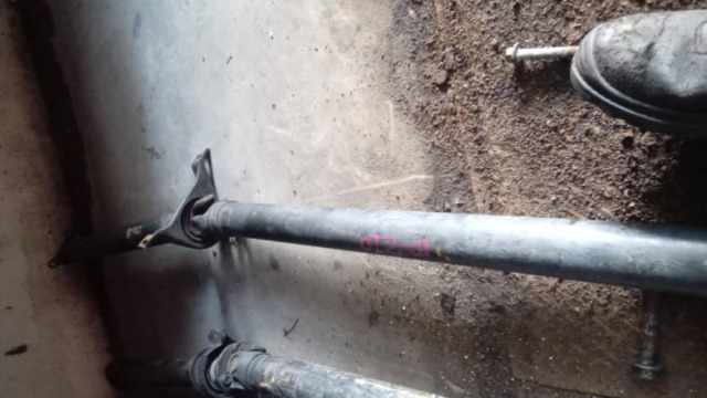 MERCEDES BENZ W210 LONG SHAFT