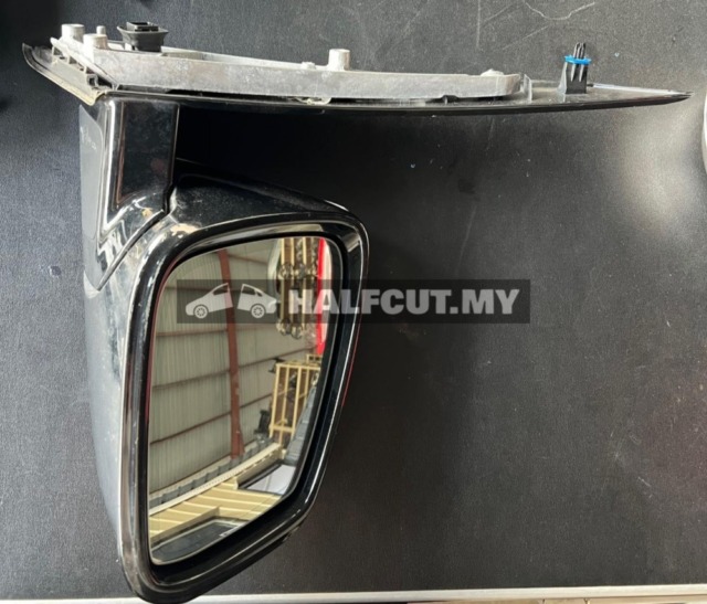 BMW 2 SERIES F45 GRAND TOURER SIDE MIRROR