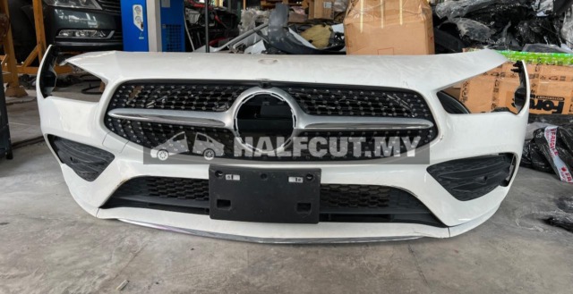 MERCEDES BENZ CLA w118 sport front bumper diamond silver grille