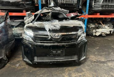 TOYOTA VOXY BLACK HALFCUT HALF CUT ENGINE GEARBOX