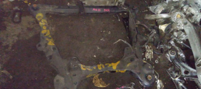 TOYOTA HARRIER ACU30 2.4 FRONT CROSSMEMBER