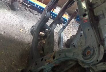 TOYOTA HARRIER ACU30 2.4 FRONT CROSSMEMBER