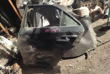 TOYOTA CAMRY ACV50 TEAR DOOR R/L