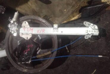 HONDA ACCORD T2M FRONT DOOR GEAR F/R