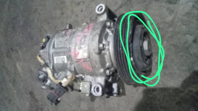 MERCEDES BENZ W176 2014 AIRCOND COMPRESSOR