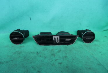 MERCEDES W219 AIR COND GRILLE