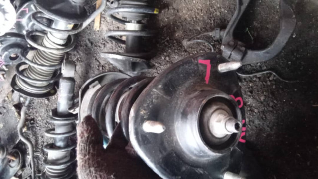 HONDA STREAM RN8 FRONT ABSORBER F/ L