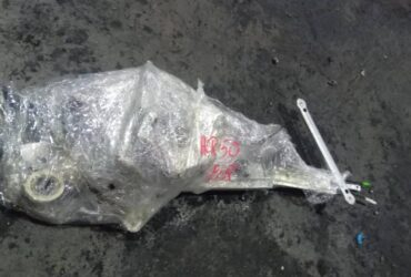 TOYOTA ESTIMA ACR50 FRONT DOOR GEAR  F/R