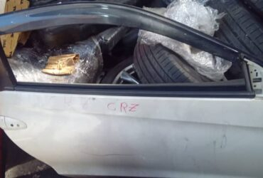 HONDA CRZ 2011 FRONT DOOR F/R