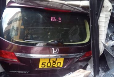 HONDA ODYSSE RB3 REAR BONNET