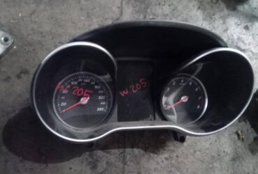 MERCEDES BENZ W205 (A 205 900 40 27) METER
