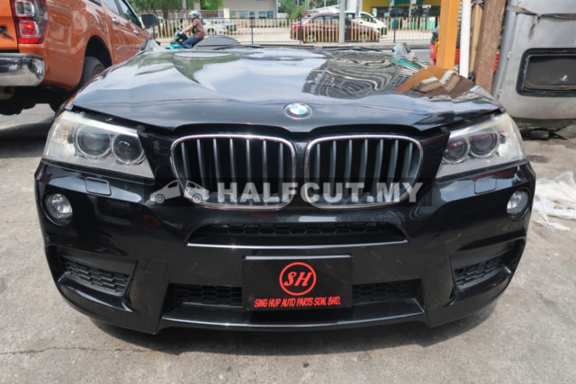 BMW F25 X3 HALF CUT SPARE PARTS