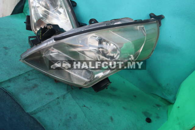 MAZDA 8 HEAD LAMP