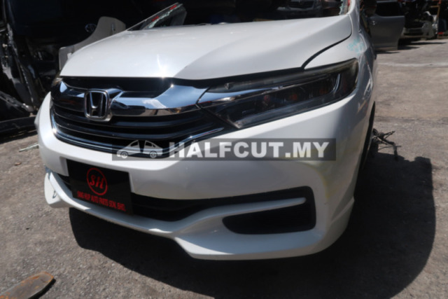 HONDA SHUTTLE 1.5 HYBRID HALF CUT