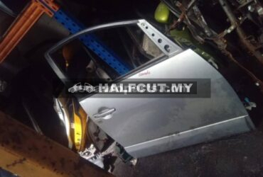 MITSUBISHI GRANDIS FRONT DOOR F/R