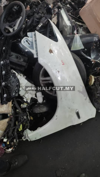 MIT ASX FRONT FENDER FLH