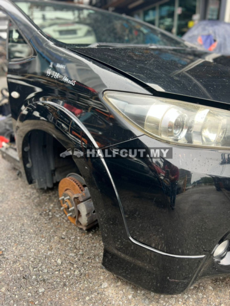 TOYOTA WISH ZGE20 HALF CUT 2.0