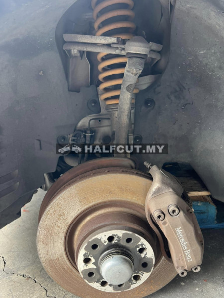 MERCEDES BENZ W219 350 DISC BRAKE CALIPER