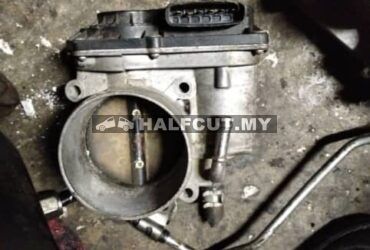 TOYOTA ESTIMA ACR30 THROTTLE BODY