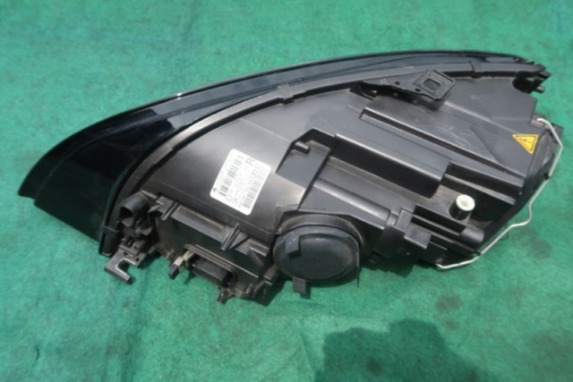 AUDI TT HEAD LAMP RH LED