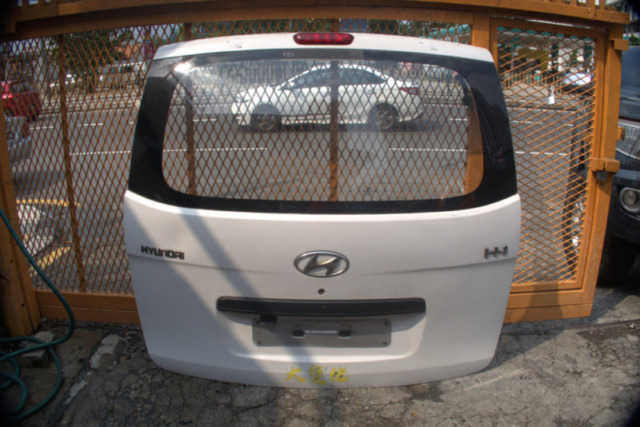 HYUNDAI STAREX REAR BONNET
