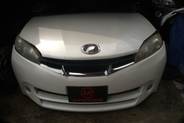 TOYOTA WISH ZGE 1.8 NOSE CUT BONNET