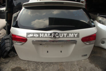 TOYOTA WISH REAR BONNET