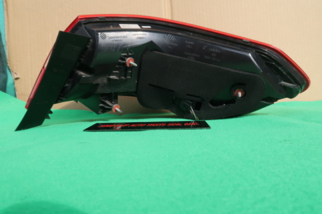 MERCEDES W212 TAIL LAMP PER  SIDE