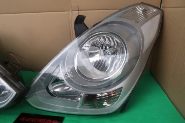 HYUNDAI STAREX HEAD LAMP PER SIDE