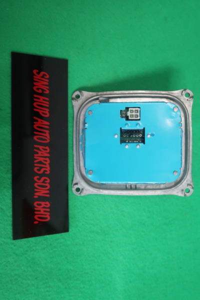 AUDI A4 HEADLAMP BALLAST