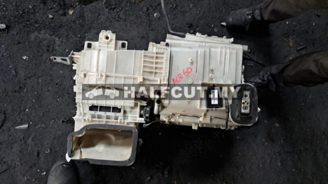 TOYOTA ESTIMA ACR50 2.4 AIRCON BLOWER