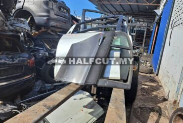 BMW E90 REAR DOOR R/R