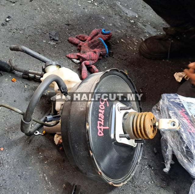 KIA SORENTO 2013 BRAKE MASTER PUMP