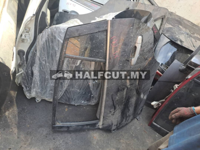 SUBARU XV NEW REAR DOOR R/L