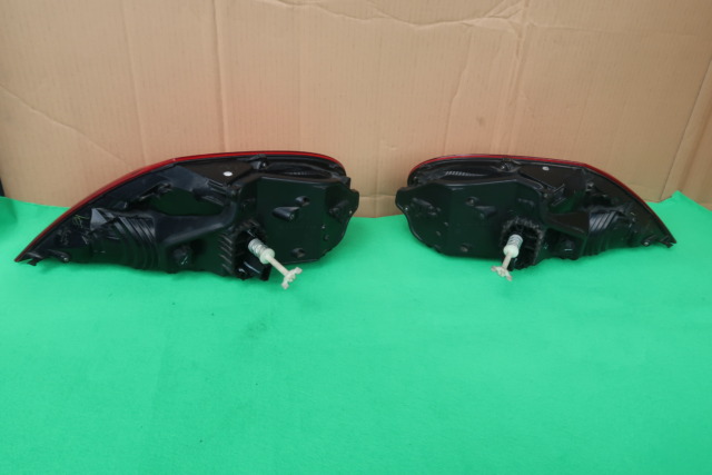 VOLKSWAGEN BETTLE TAIL LAMP PER SIDE