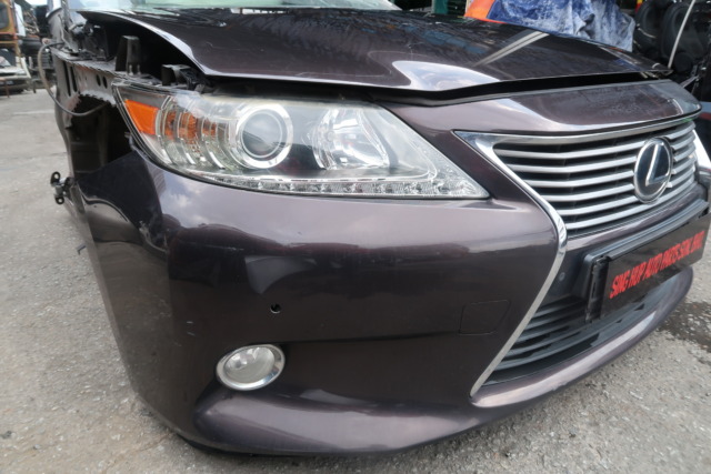 LEXUS ES250 HALF CUT