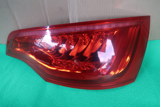 AUDI Q7 TAIL LAMP