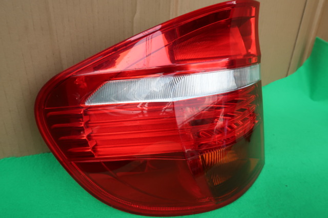 BMW X5 E70 TAIL LAMP