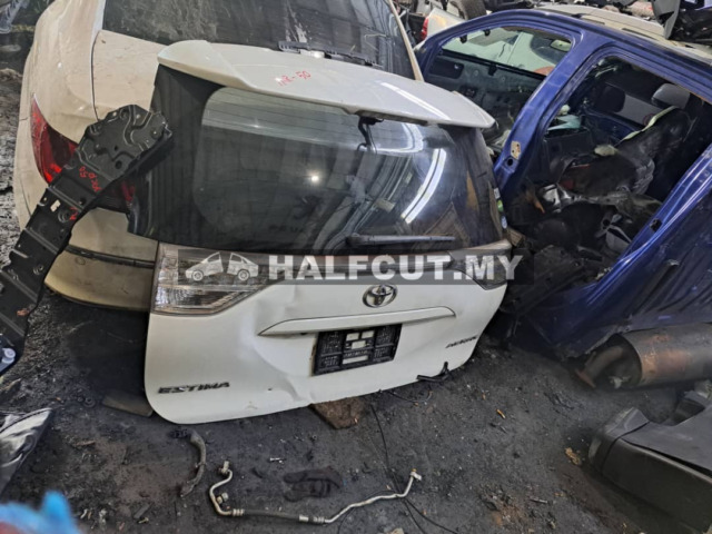 TOYOTA ESTIMA ACR50 REAR BONNET