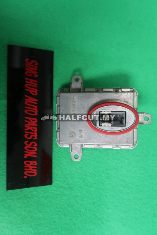 MERCEDES W176 HEADLIGHT BALLAST