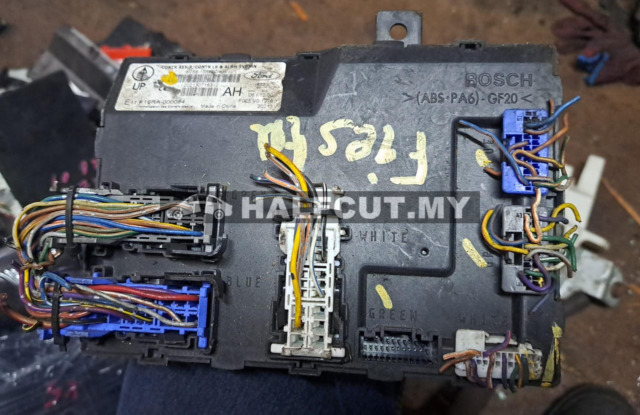 FORD FIESTA 1.6 PCA ECU (8V59-15K600-AH) AH