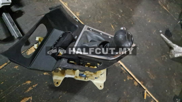 KIA OPTIMA K5 GEAR LEVEL