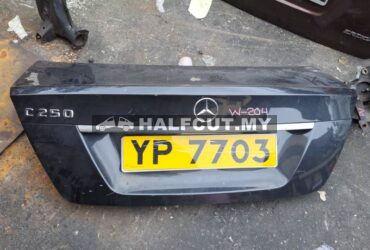 MERCEDES BENZ W204 REAR BONNET