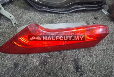 HONDA CRV TOA  REFLECTOR TAIL LAMP LH