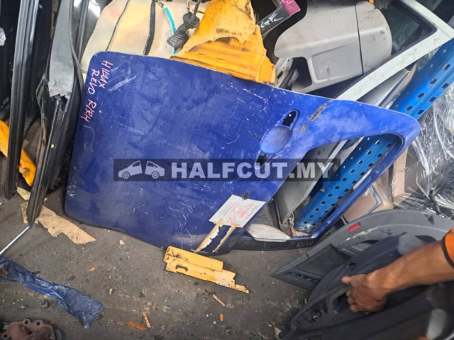TOYOTA HILUX REVO REAR DOOR R/R