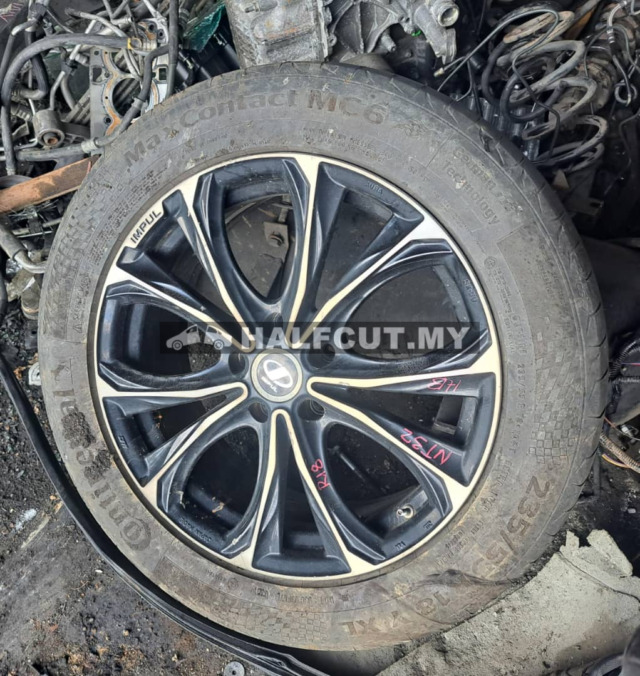 NISSAN X-TRAIL NT32 HYBRID SPORT RIM R18