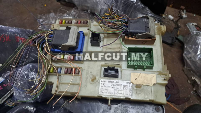 FORD MONDEO FUSE BOX (BG9T-14A073-BH ) H5PLA